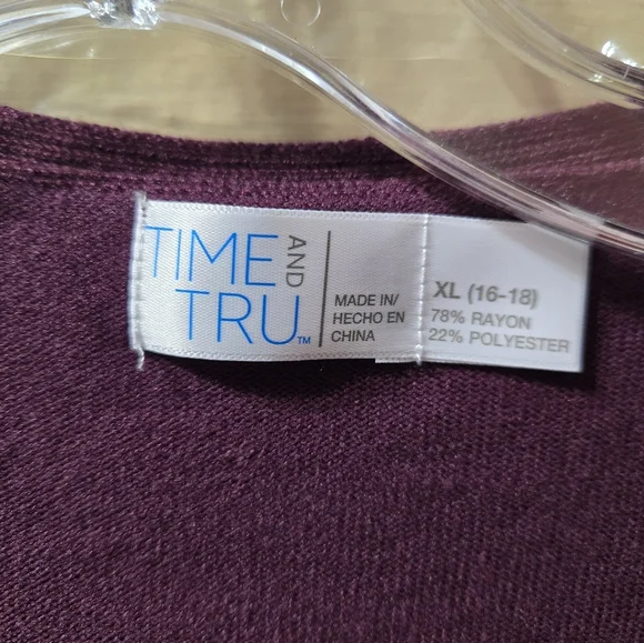 Time & Tru Metropolis Burgundy Open Front Cardigan With Pockets NWT - Picture 3 of 4